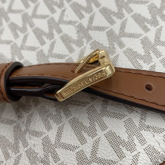 MICHAEL KORS Kenly Medium Backpack Signature Vanilla Bag - Picture 13 of 16